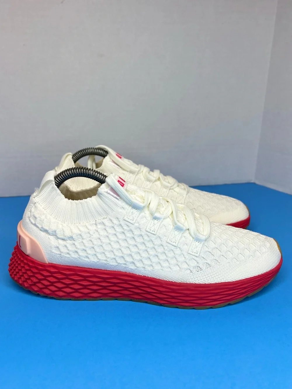 NOBULL Allday Knit Runner Womens Sneaker Classic White/Punch Sz 8.5M  NWOB